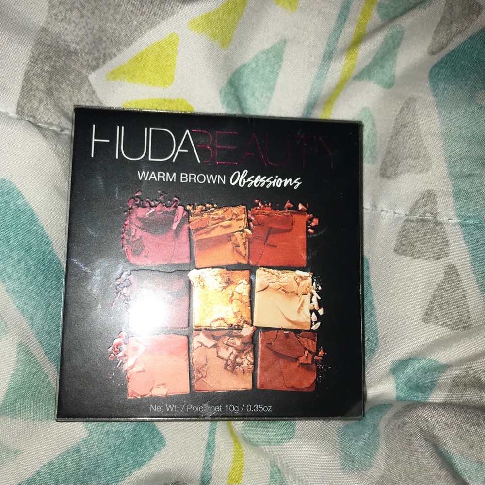 Huda beauty pallet